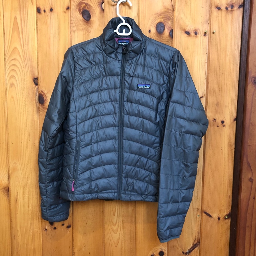 Patagonia women’s down sweater puffer jacket